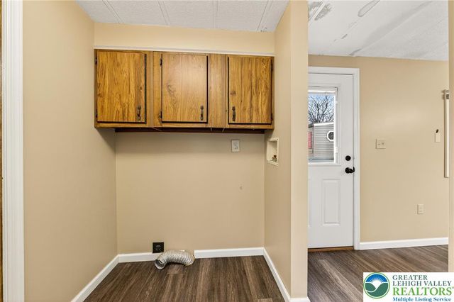 12 Revolutionary Road, Upper Mt Bethel Twp, PA 18343