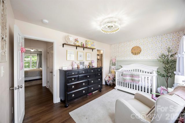 927 Claybrook Circle, Gastonia, NC 28054