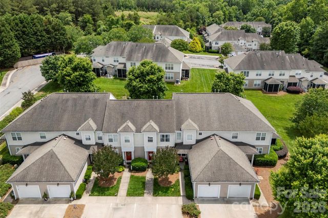 927 Claybrook Circle, Gastonia, NC 28054