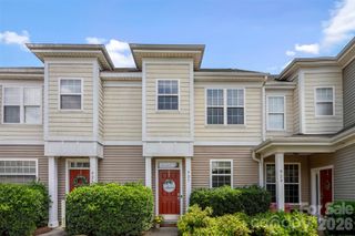 927 Claybrook Circle, Gastonia, NC 28054