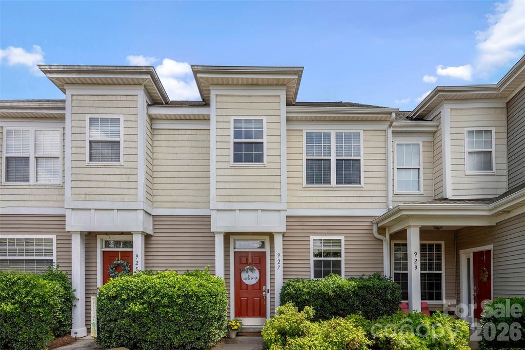 927 Claybrook Circle, Gastonia, NC 28054