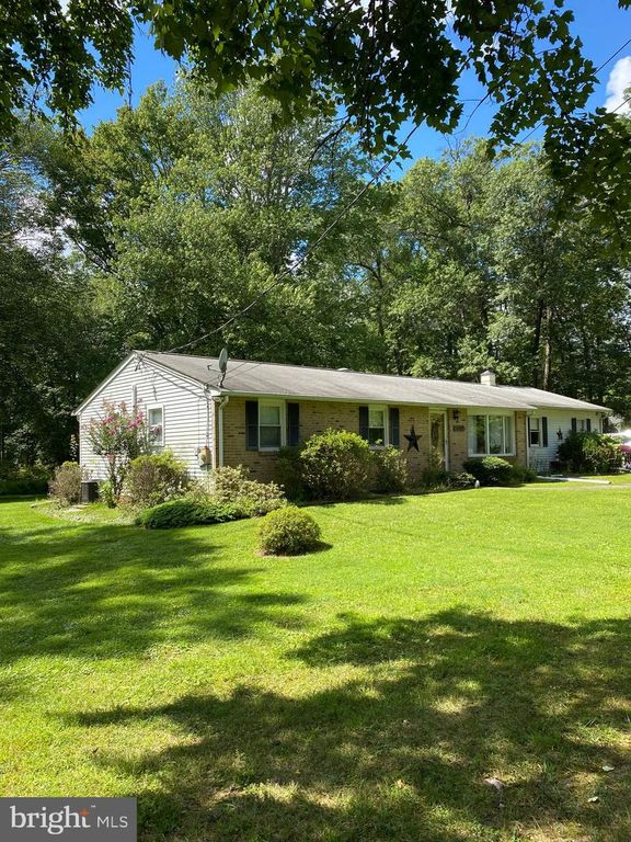 1550 CHESTNUT RIDGE RD, Upper Black Eddy, PA 18972