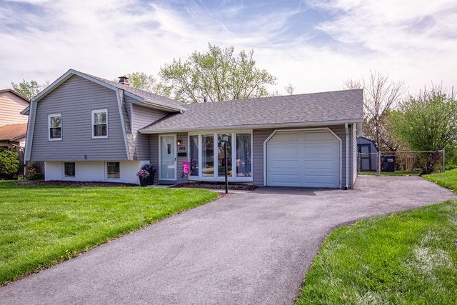 903 Notre Dame Drive, Matteson, IL 60443