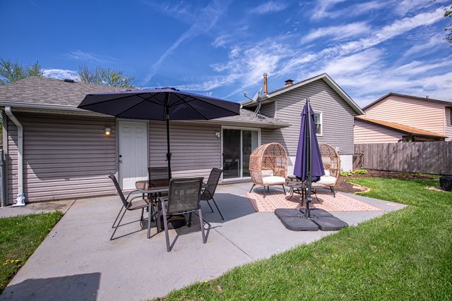 903 Notre Dame Drive, Matteson, IL 60443