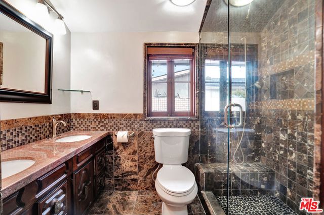 5155 Densmore Avenue, Encino, CA 91436