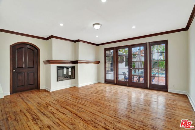 5155 Densmore Avenue, Encino, CA 91436