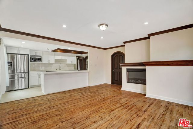 5155 Densmore Avenue, Encino, CA 91436