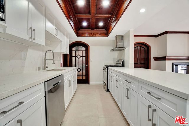 5155 Densmore Avenue, Encino, CA 91436