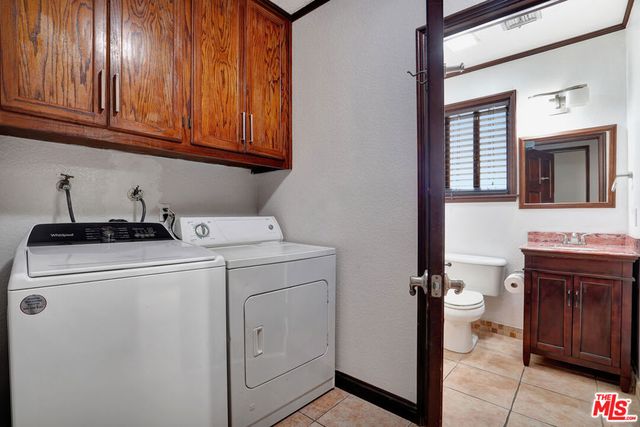 5155 Densmore Avenue, Encino, CA 91436