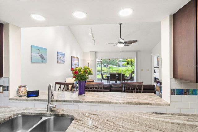 4136 BOWLING GREEN CIRCLE 23, Sarasota, FL 34233