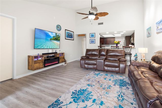 4136 BOWLING GREEN CIRCLE 23, Sarasota, FL 34233