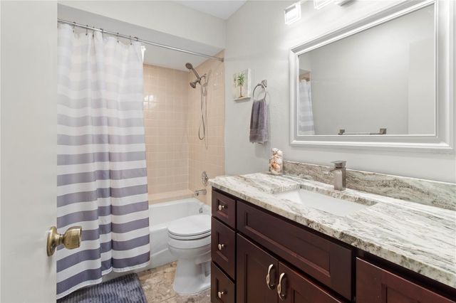 4136 BOWLING GREEN CIRCLE 23, Sarasota, FL 34233