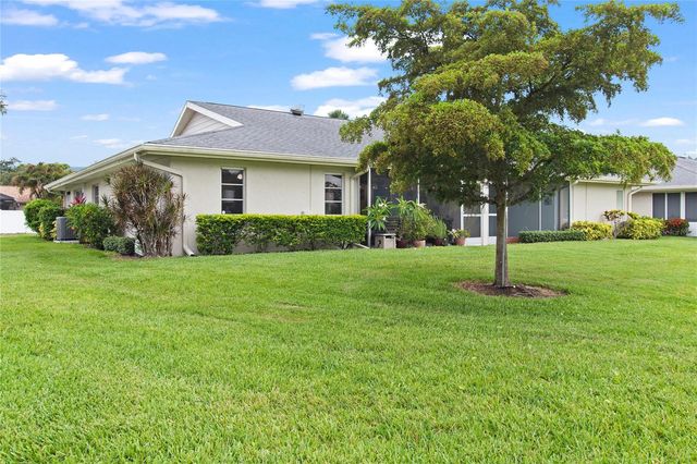 4136 BOWLING GREEN CIRCLE 23, Sarasota, FL 34233