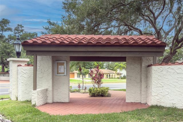 4136 BOWLING GREEN CIRCLE 23, Sarasota, FL 34233