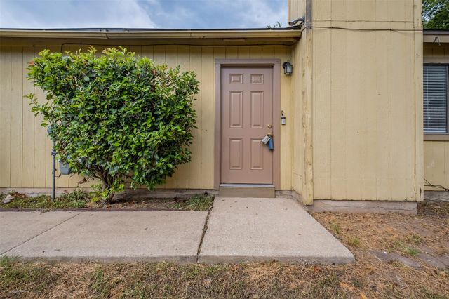 12901 Chromite ST B, Austin, TX 78727