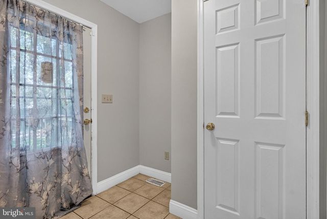 5020 HOLMCREST RD, Pennsauken Twp, NJ 08109