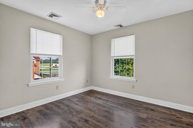 5020 HOLMCREST RD, Pennsauken Twp, NJ 08109