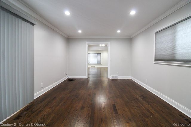 322 Tannahill Street, Dearborn, MI 48124