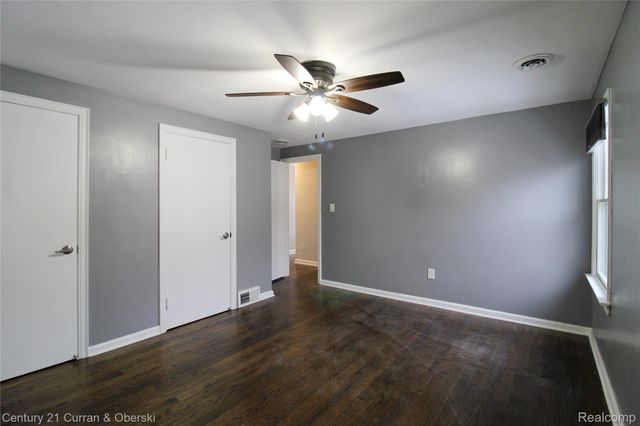 322 Tannahill Street, Dearborn, MI 48124