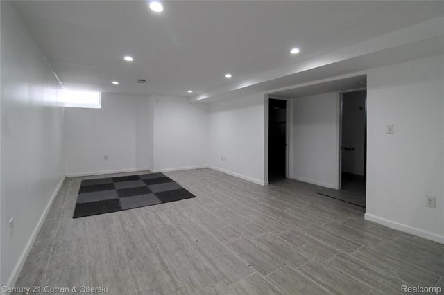 322 Tannahill Street, Dearborn, MI 48124