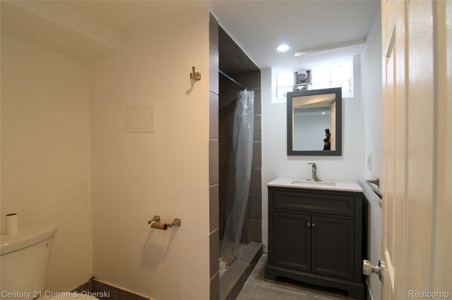 322 Tannahill Street, Dearborn, MI 48124