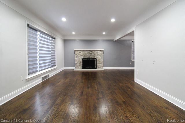 322 Tannahill Street, Dearborn, MI 48124