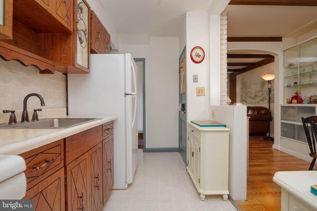 1930 STANHOPE RD, Baltimore, MD 21222