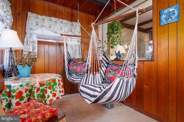 1930 STANHOPE RD, Baltimore, MD 21222