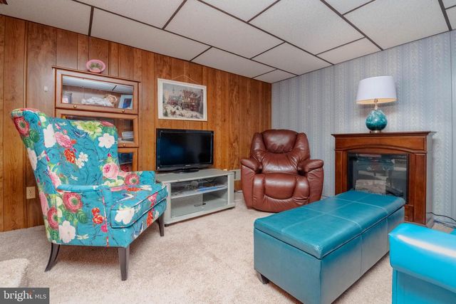 1930 STANHOPE RD, Baltimore, MD 21222