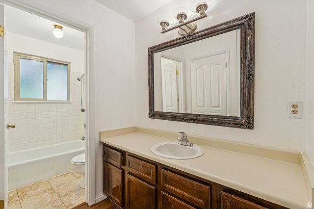 664 N 300 E, Kaysville, UT 84037