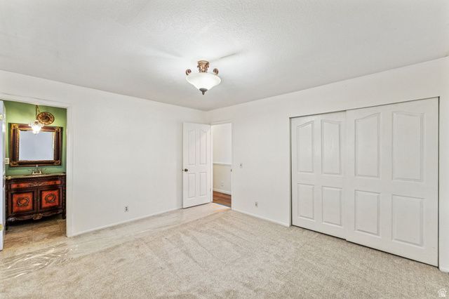 664 N 300 E, Kaysville, UT 84037