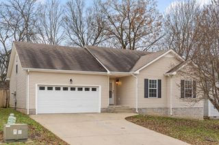 314 Chalet Cir, Clarksville, TN 37040