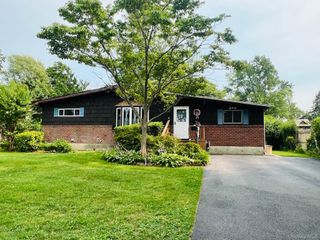36 Orange Street, Central Islip, NY 11722