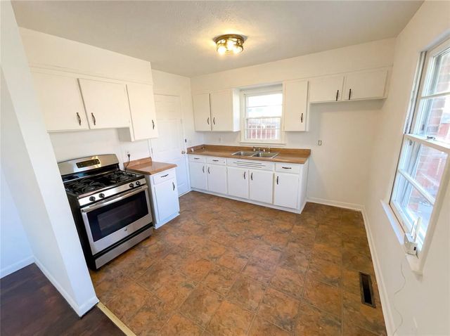 4621 W Park Place, Oklahoma City, OK 73127