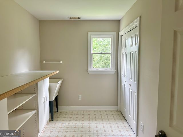 1594 Hardin Avenue, College Park, GA 30337