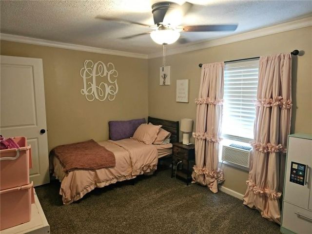 559 Donahoo Road, Silver Creek, GA 30173