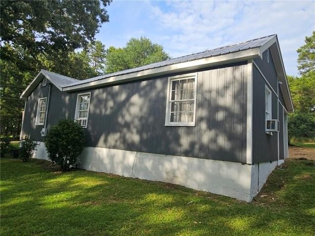 559 Donahoo Road, Silver Creek, GA 30173