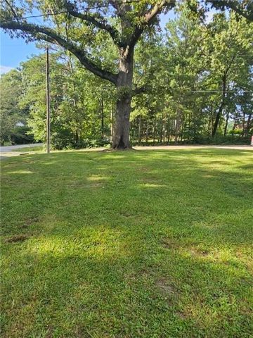 559 Donahoo Road, Silver Creek, GA 30173