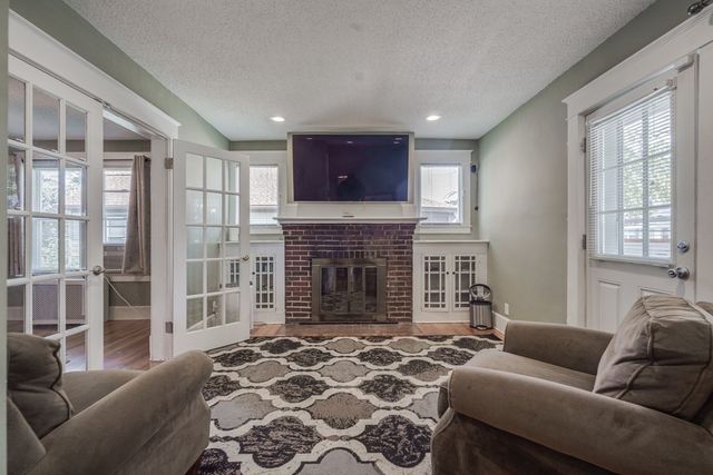 65-67 Ardmore St, Springfield, MA 01104