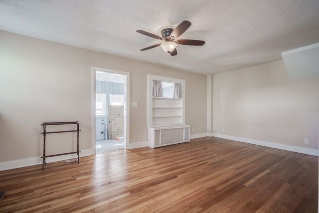 65-67 Ardmore St, Springfield, MA 01104