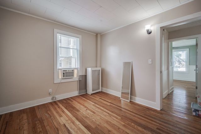 65-67 Ardmore St, Springfield, MA 01104