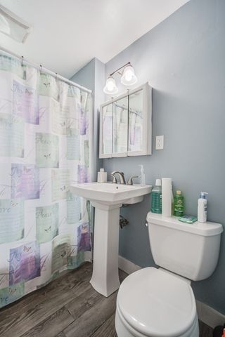65-67 Ardmore St, Springfield, MA 01104