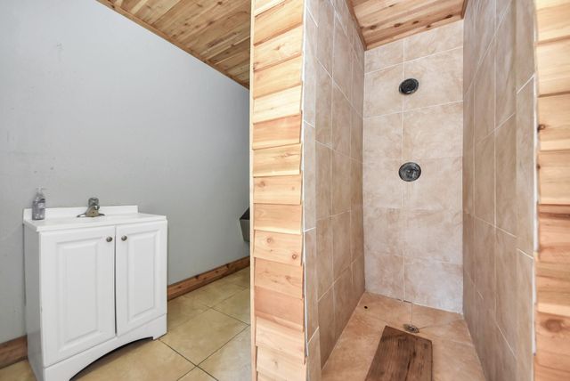 26090 Cornwall, New Caney, TX 77357