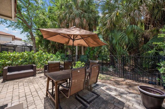 513 Tomahawk Court, Palm Beach Gardens, FL 33410