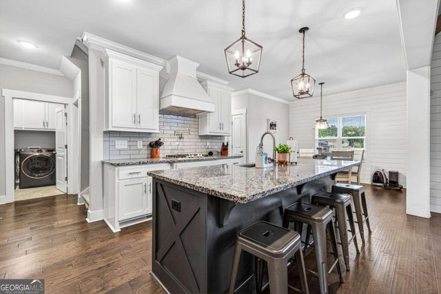 2141 Gallop Way, Bogart, GA 30622