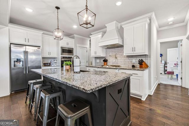 2141 Gallop Way, Bogart, GA 30622