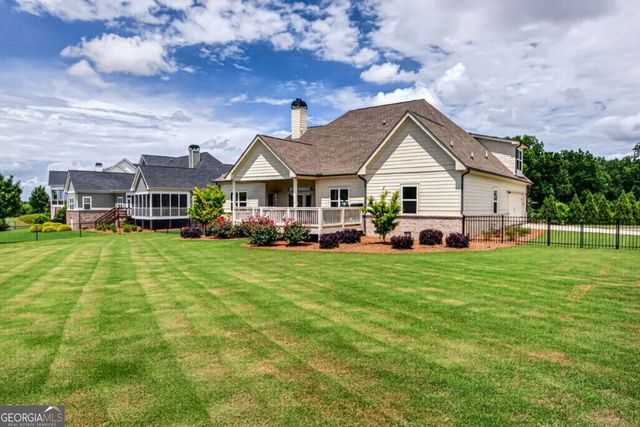 2141 Gallop Way, Bogart, GA 30622