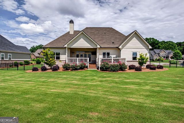2141 Gallop Way, Bogart, GA 30622