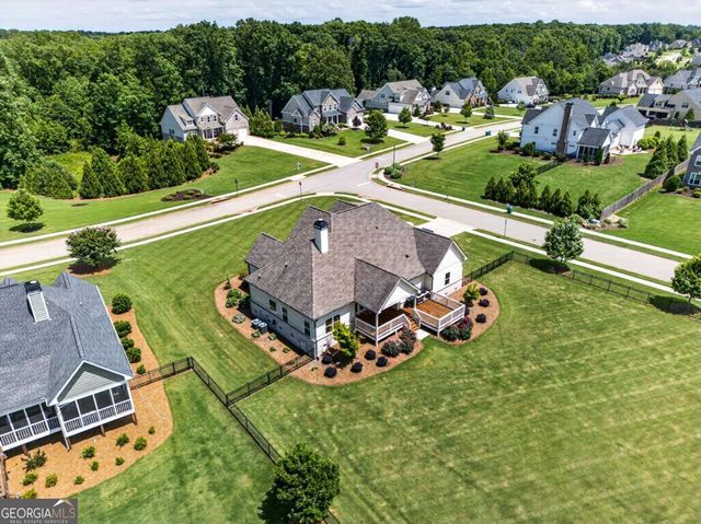 2141 Gallop Way, Bogart, GA 30622