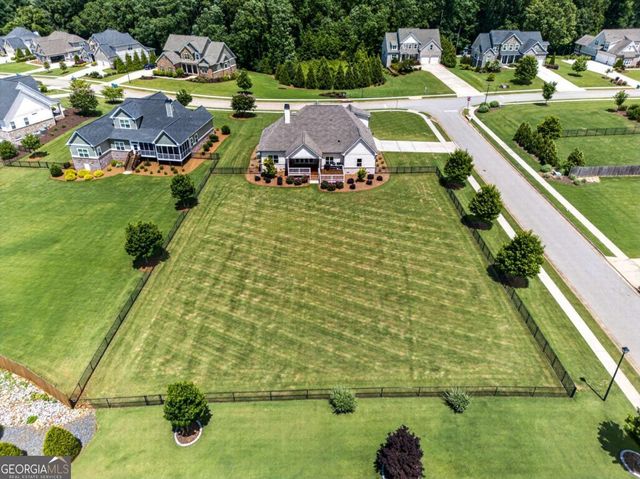 2141 Gallop Way, Bogart, GA 30622